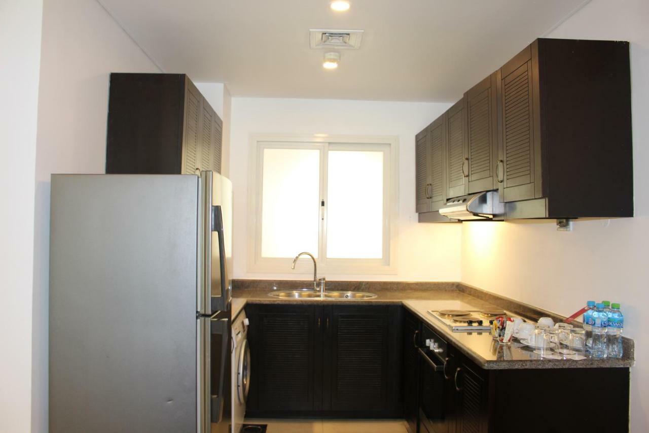 Moevenpick Hotel & Resort Al Bida'A Salmiya Exteriér fotografie A typical kitchen in a residential apartment