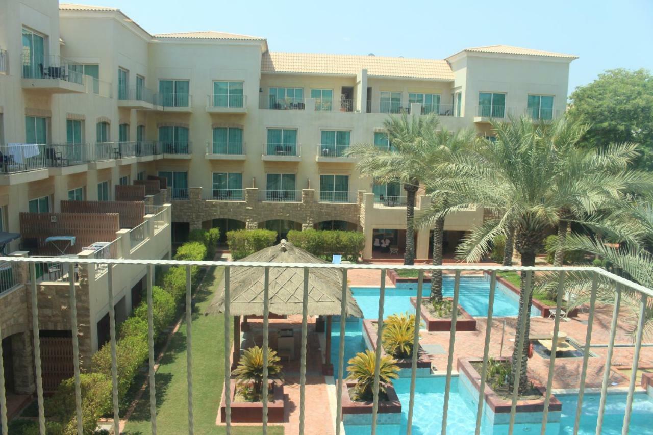Moevenpick Hotel & Resort Al Bida'A Salmiya Exteriér fotografie A view of the community